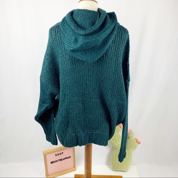 New Zara Oversized Hooded Sweater (Sz: M) - Picture 3 of 7